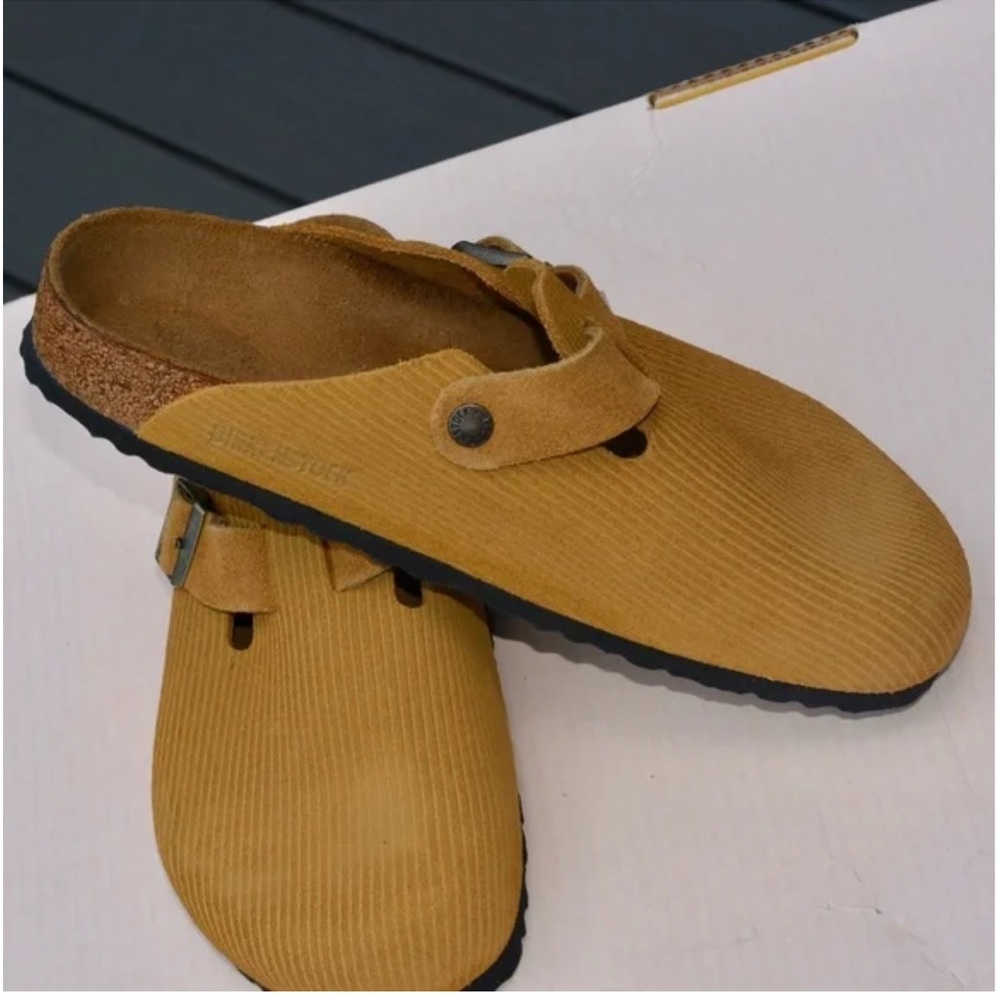 Birkenstock Boston clog in tan #clogs